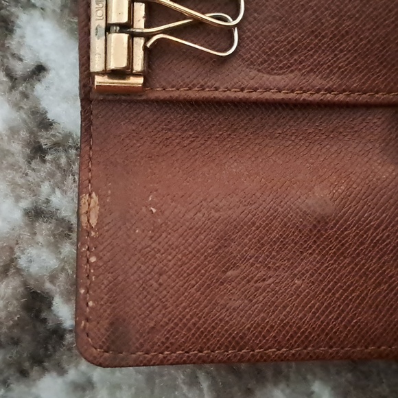 Louis Vuitton key holder - Picture 4 of 7